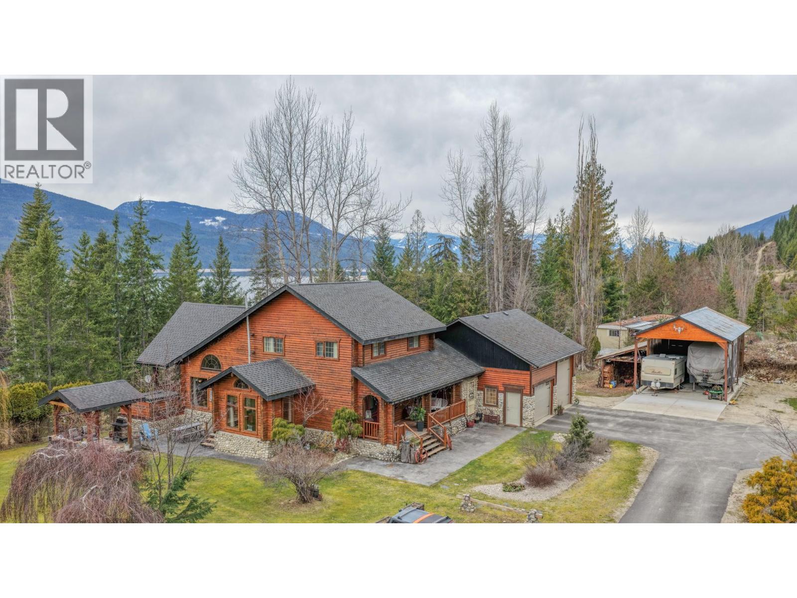  1495 6 Highway, Nakusp
