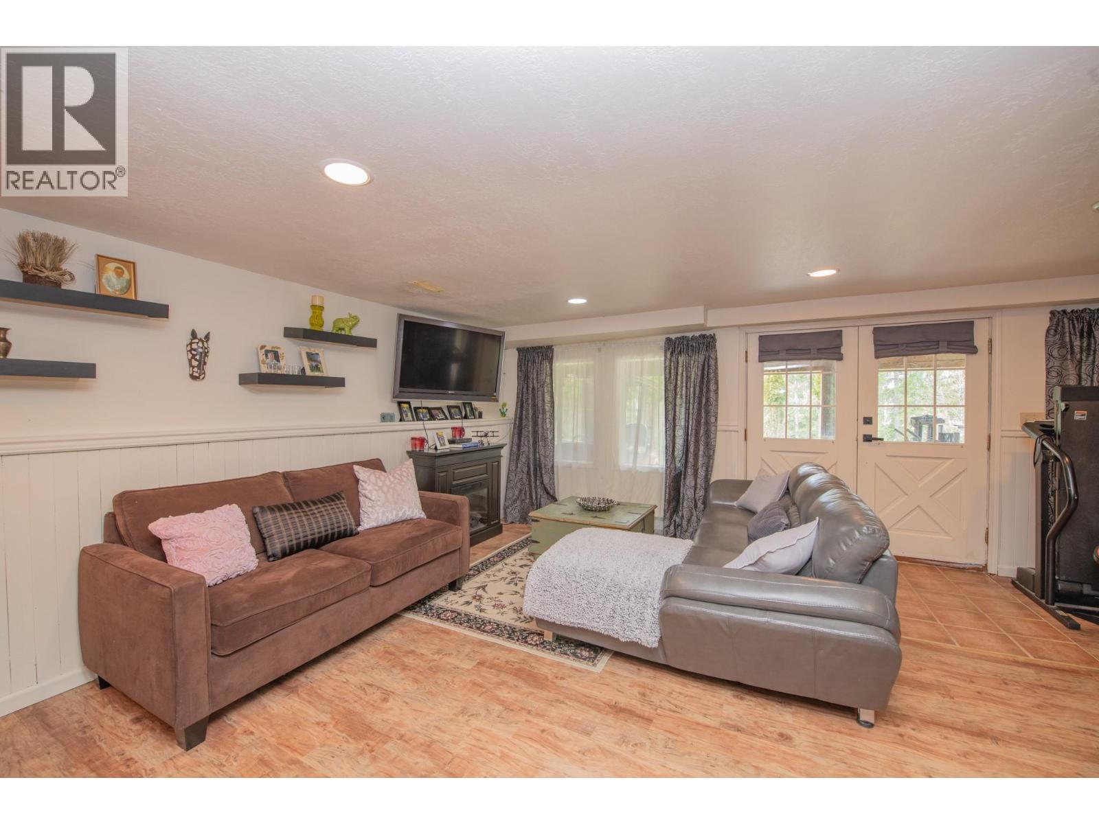  1495 6 Highway, Nakusp