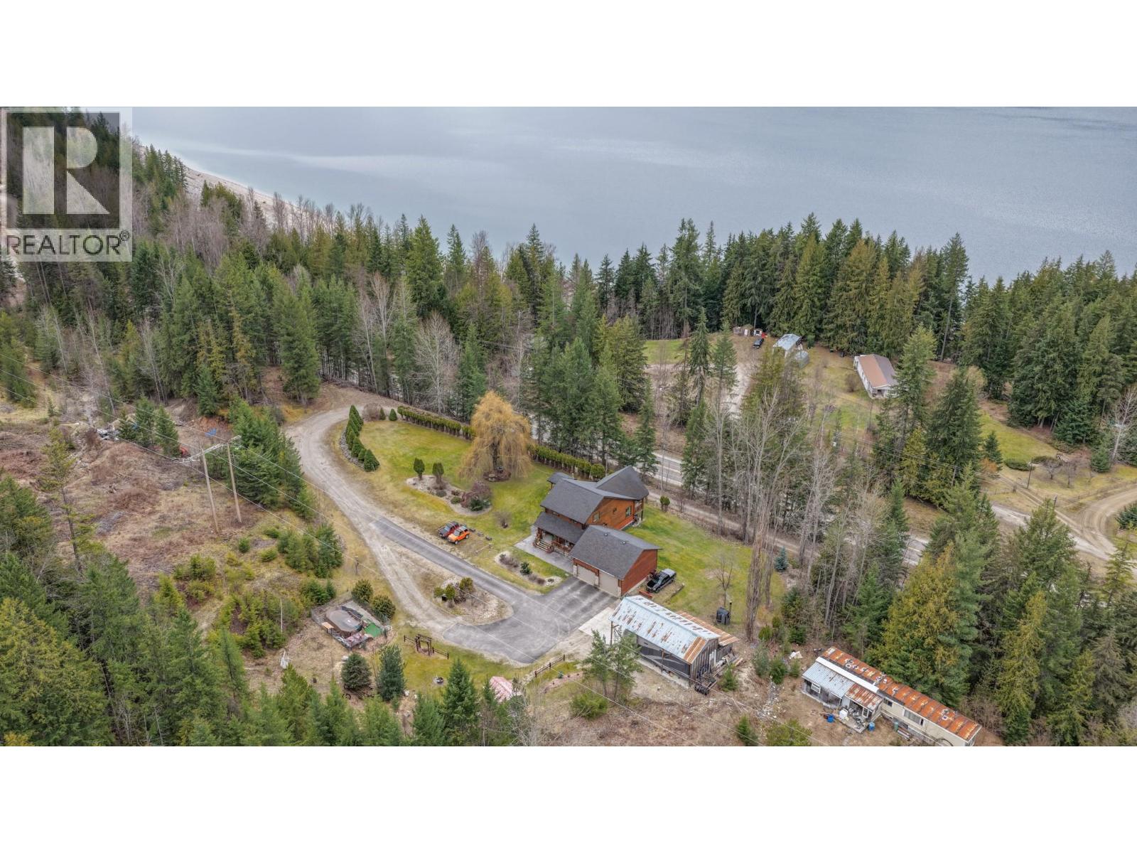  1495 6 Highway, Nakusp