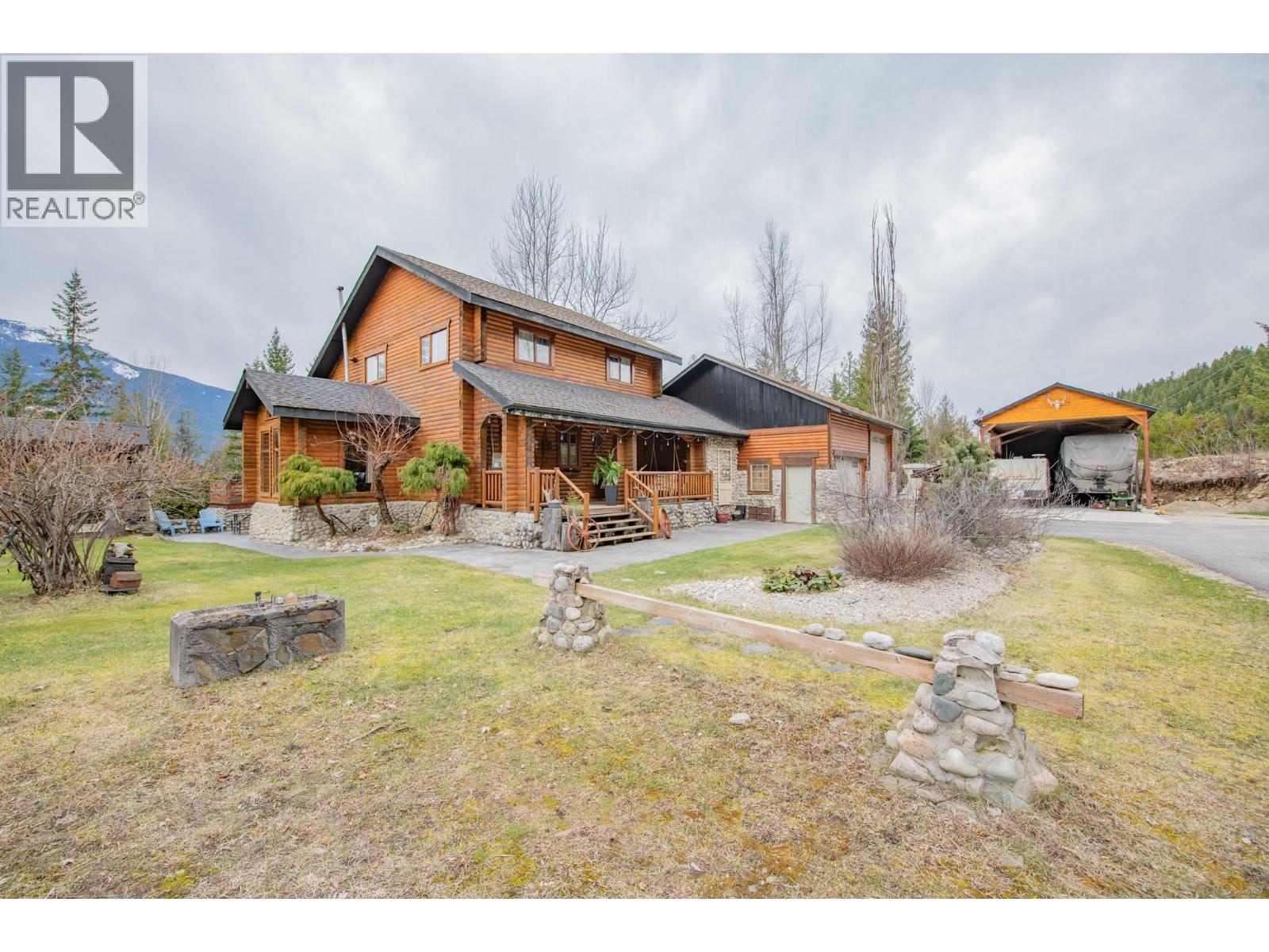  1495 6 Highway, Nakusp
