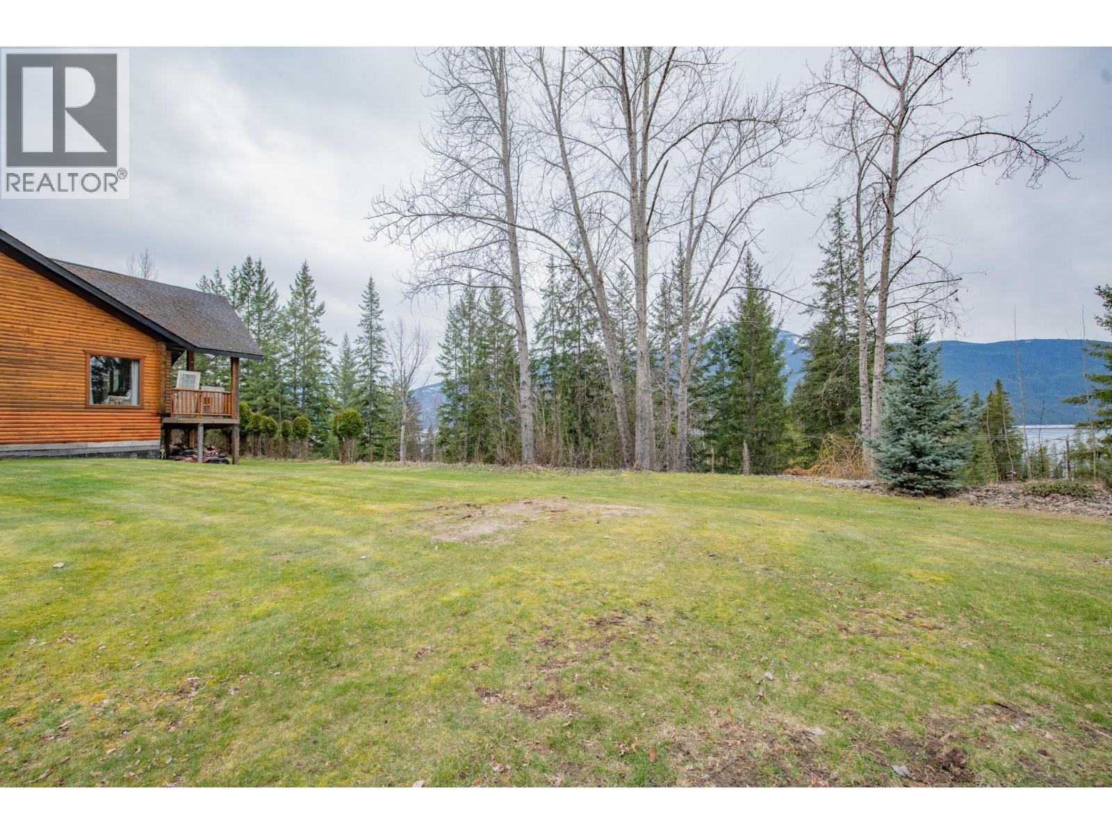  1495 6 Highway, Nakusp