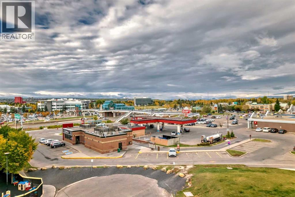 Single Family House for Sale in   Brentwood Common NW Brentwood Calgary 