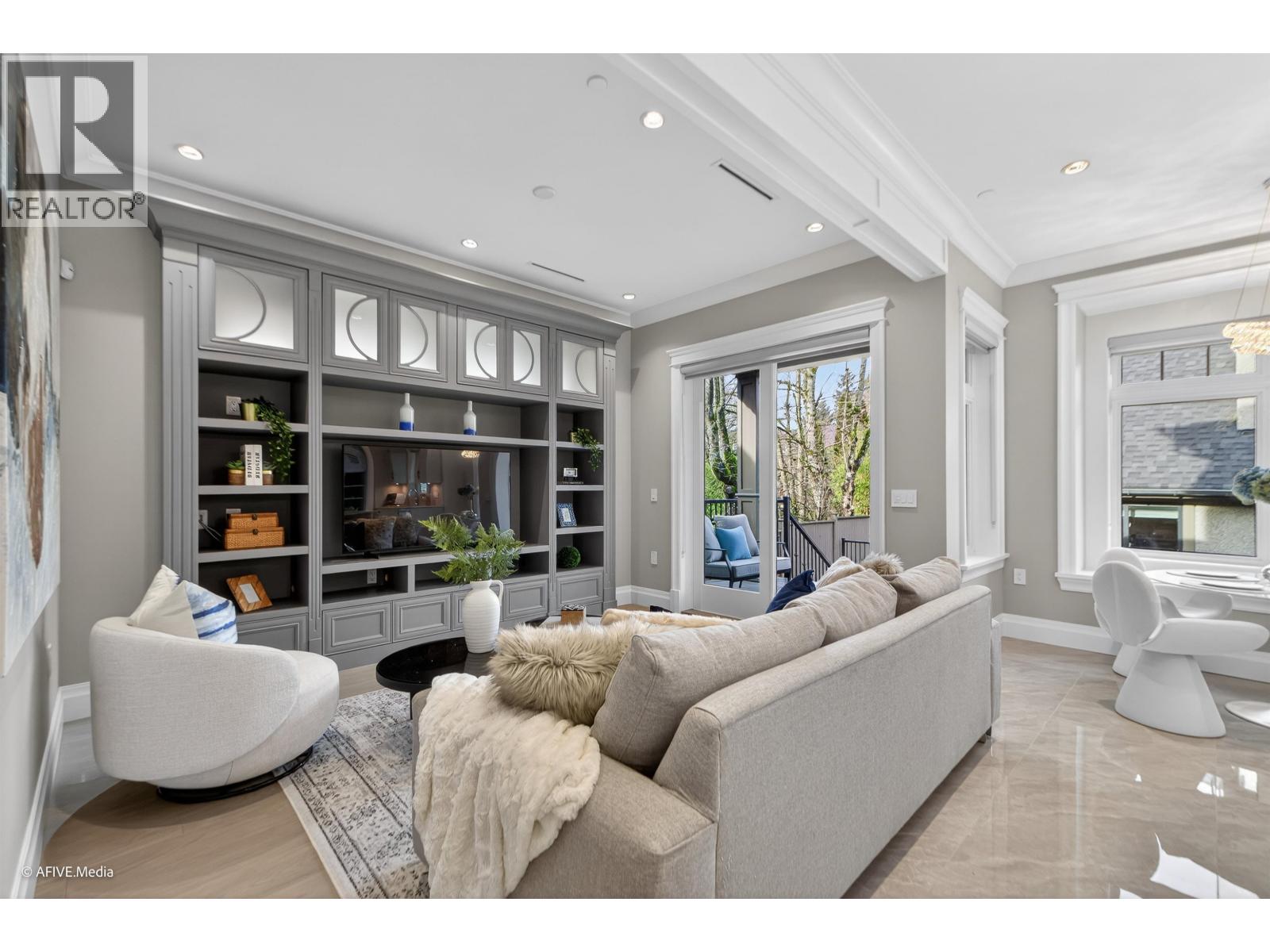 3349 W 37TH AVENUE, Vancouver