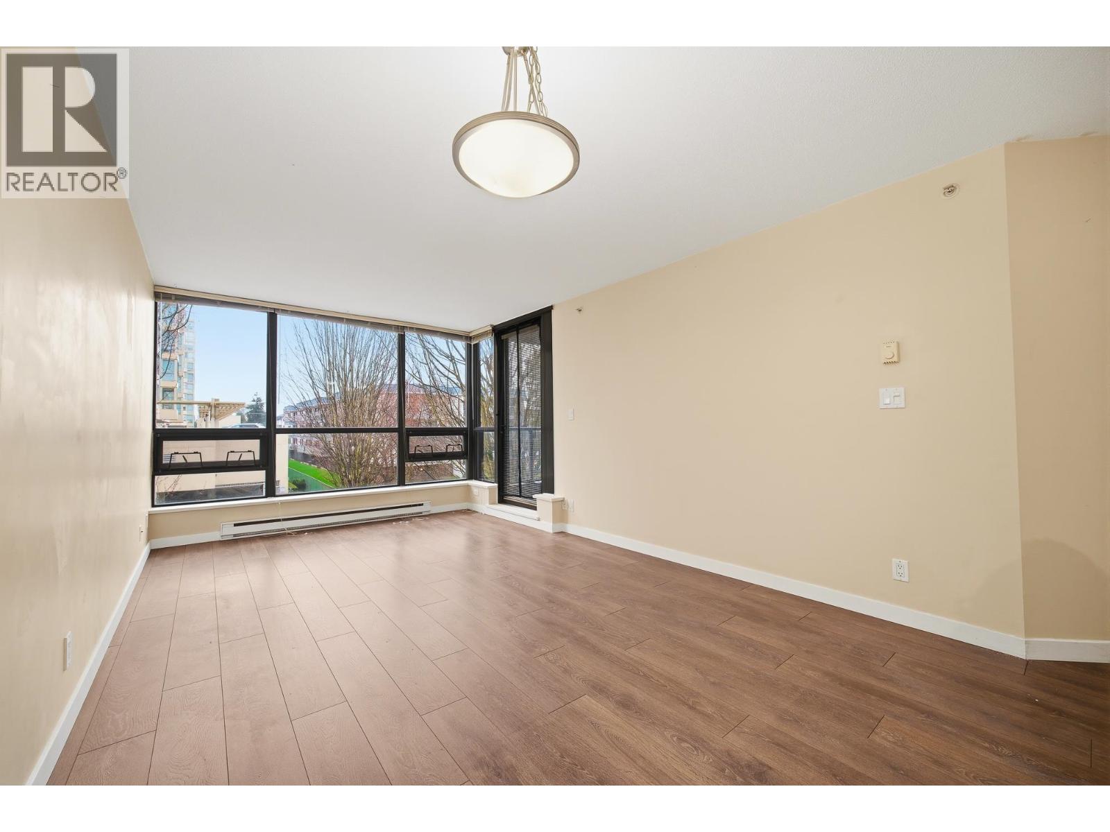 #303-6331 BUSWELL Street, Richmond