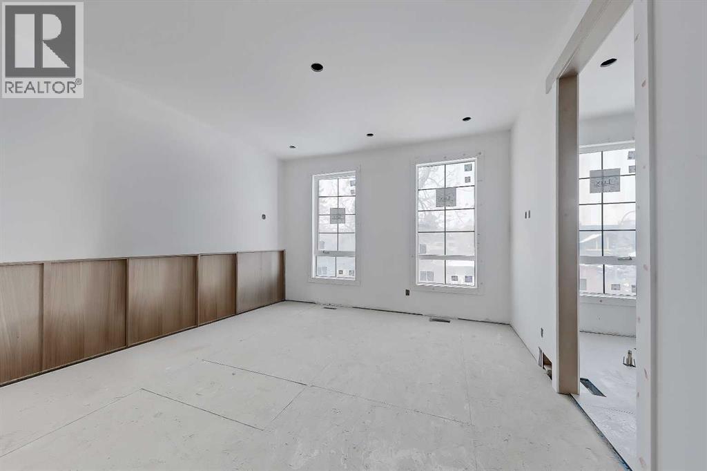 Single Family House for Sale in   Avenue NW West Hillhurst Calgary 