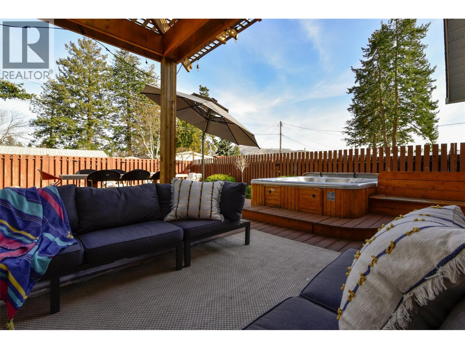 4311 11th Street, Peachland