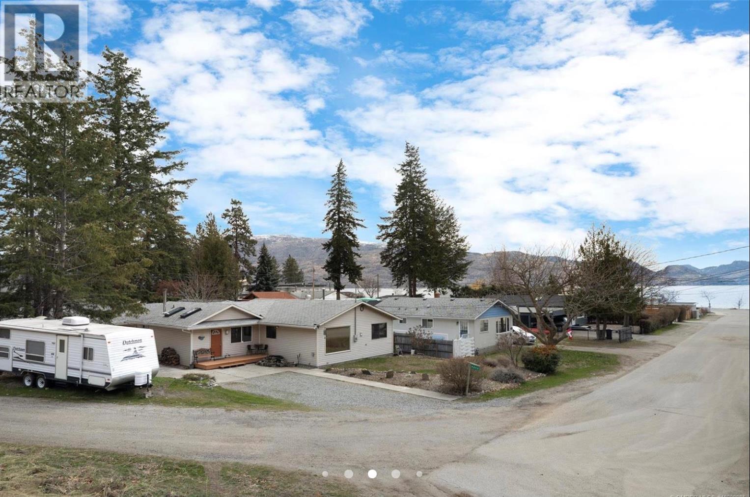 4311 11th Street - 41