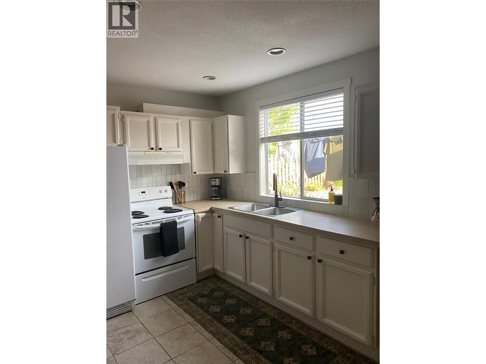 4311 11th Street, Peachland