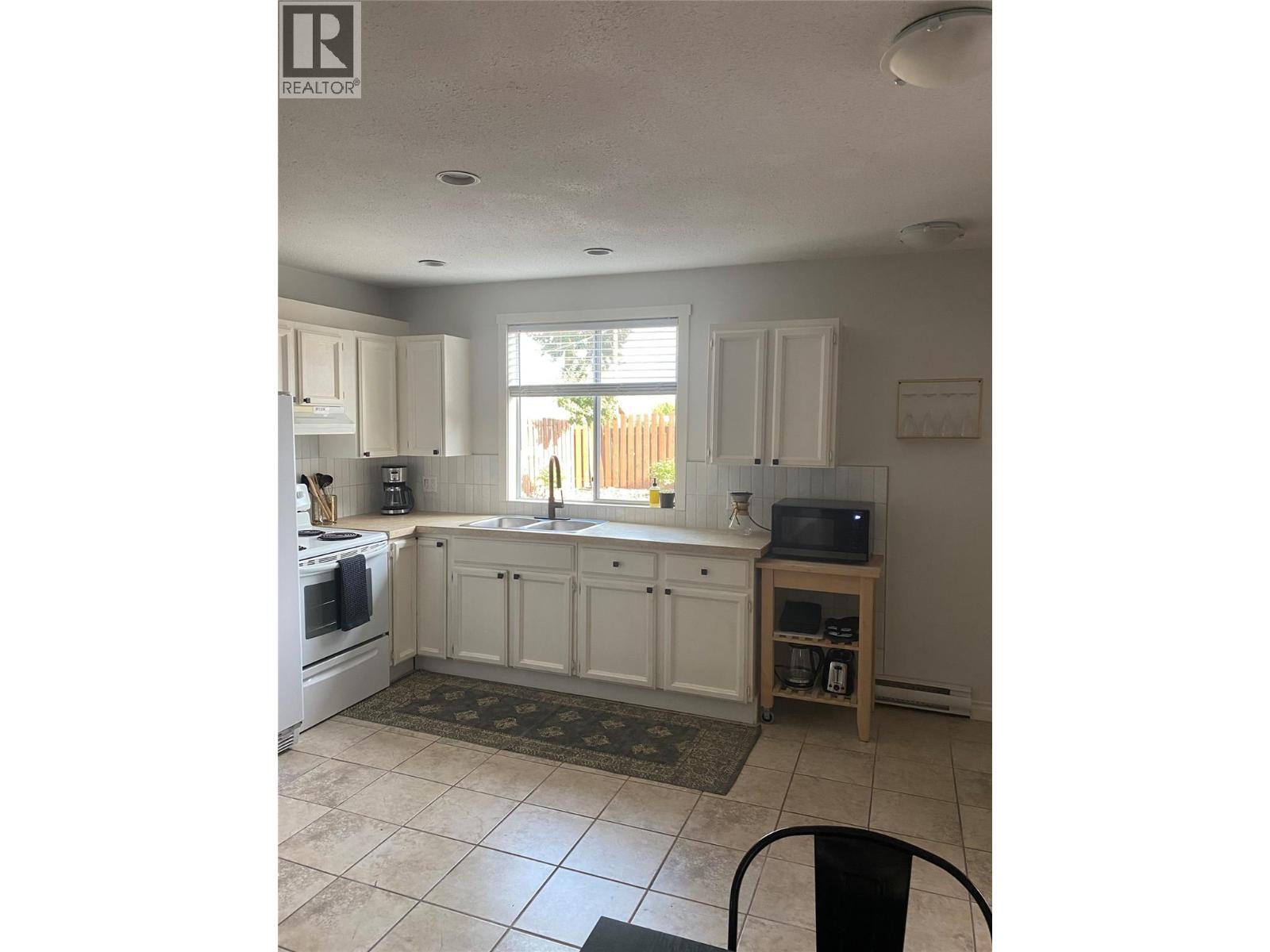 4311 11th Street, Peachland