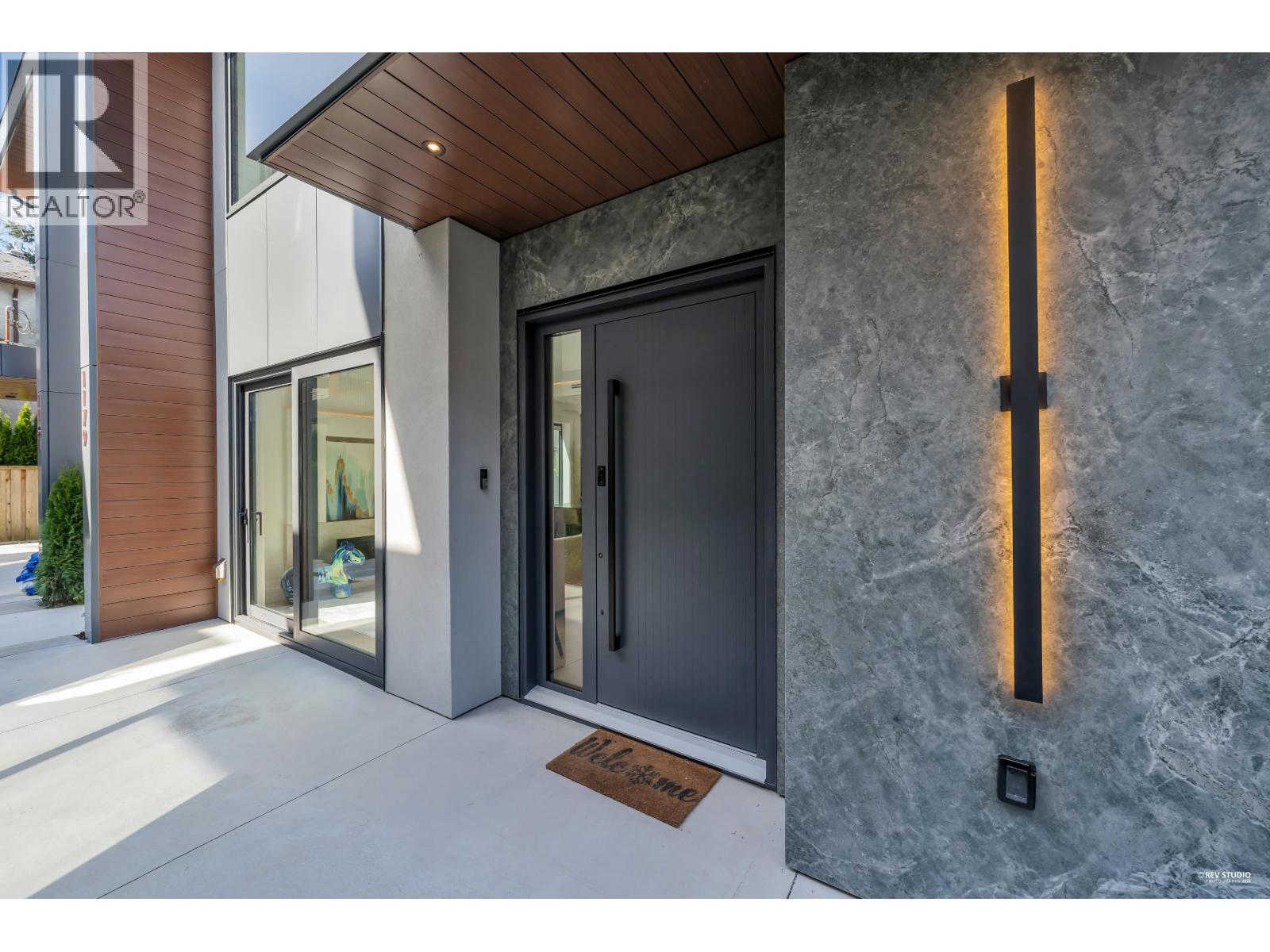 1181 33RD Avenue - main photo