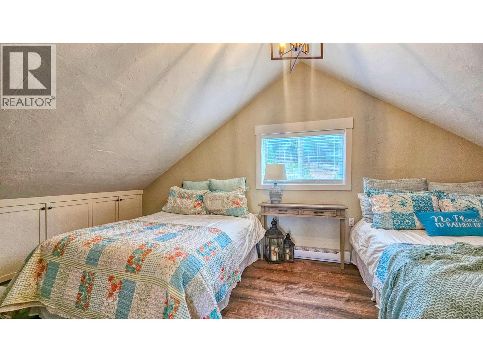 #304 6746 MARBELLA LOOP - 20