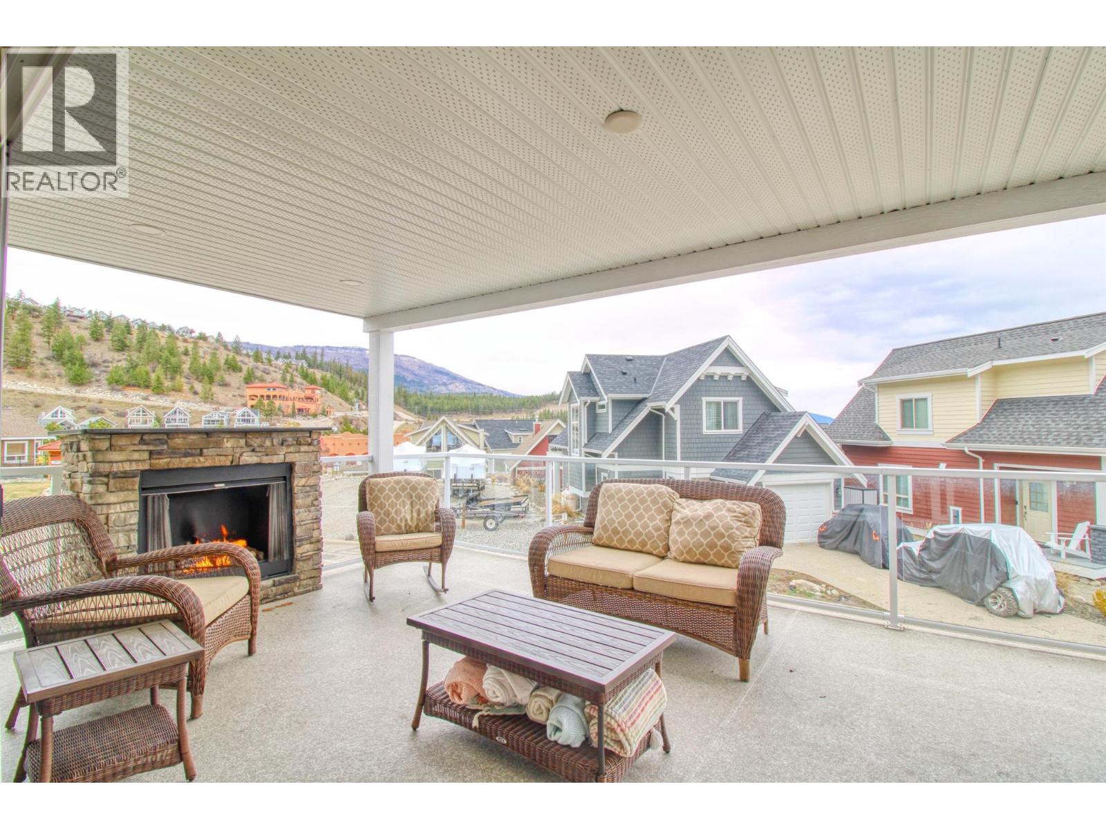 #304 6746 MARBELLA LOOP - 6