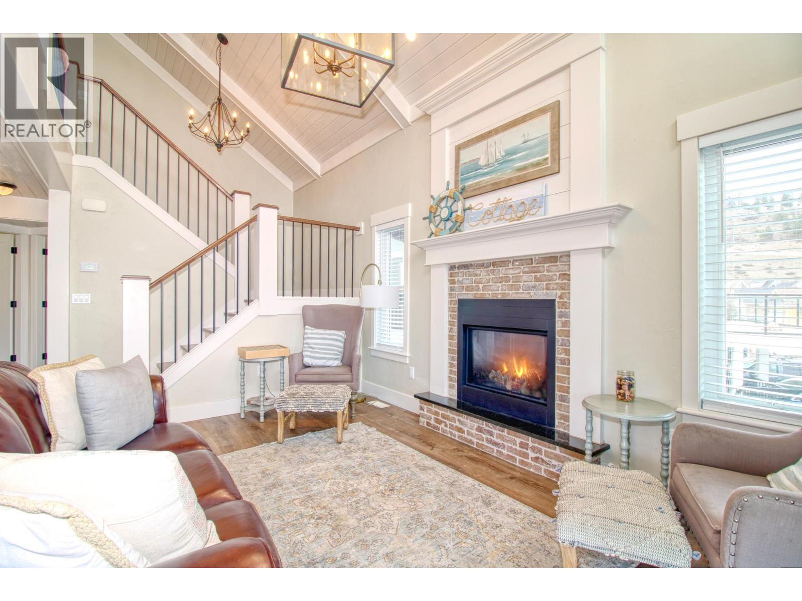 #304 6746 MARBELLA LOOP - 4