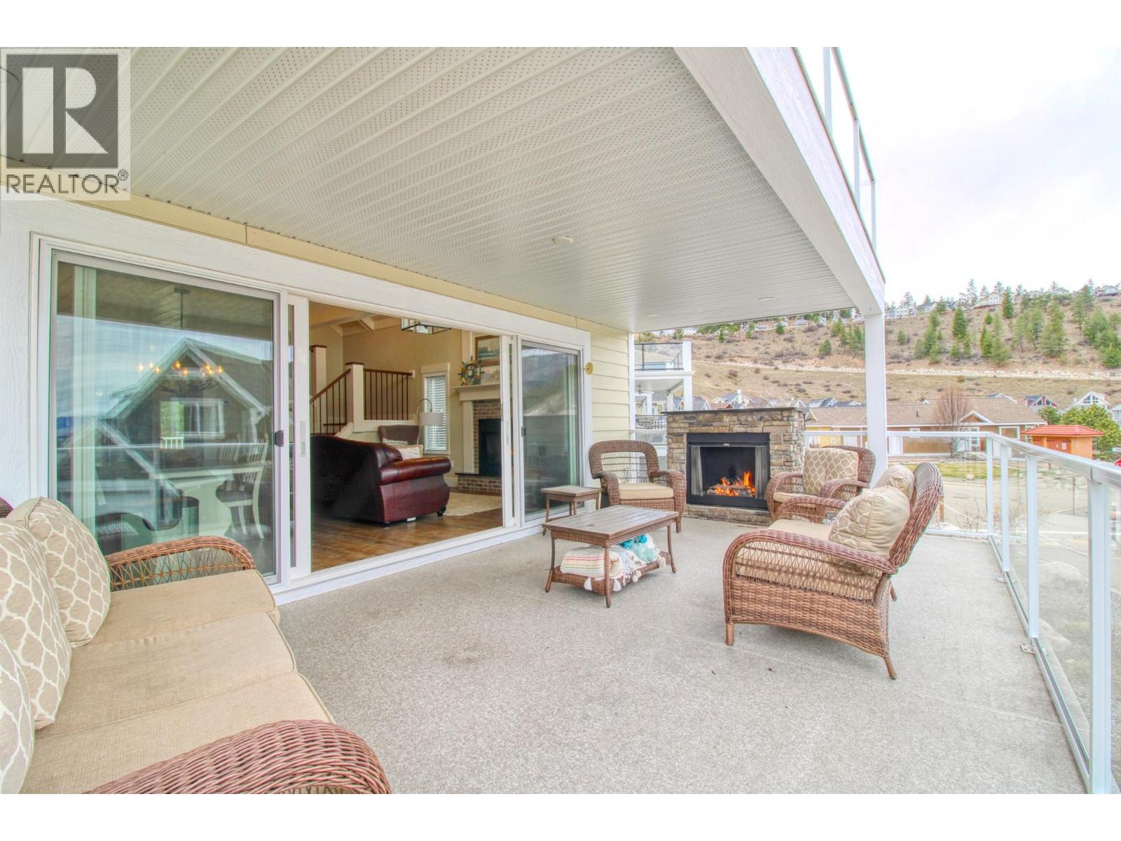 #304 6746 MARBELLA LOOP - 32