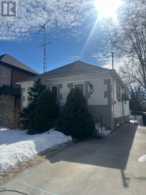 BASEMENT - 6 HIAWATHA PARKWAY