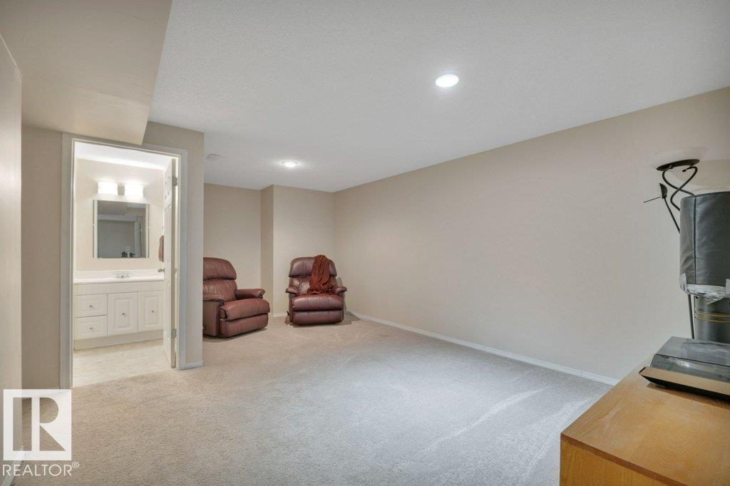 158 RHATIGAN RD E NW, Edmonton