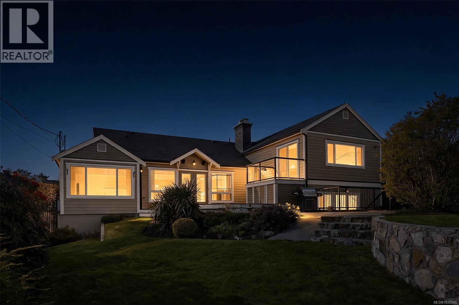  3023 Westdowne Road, Oak Bay