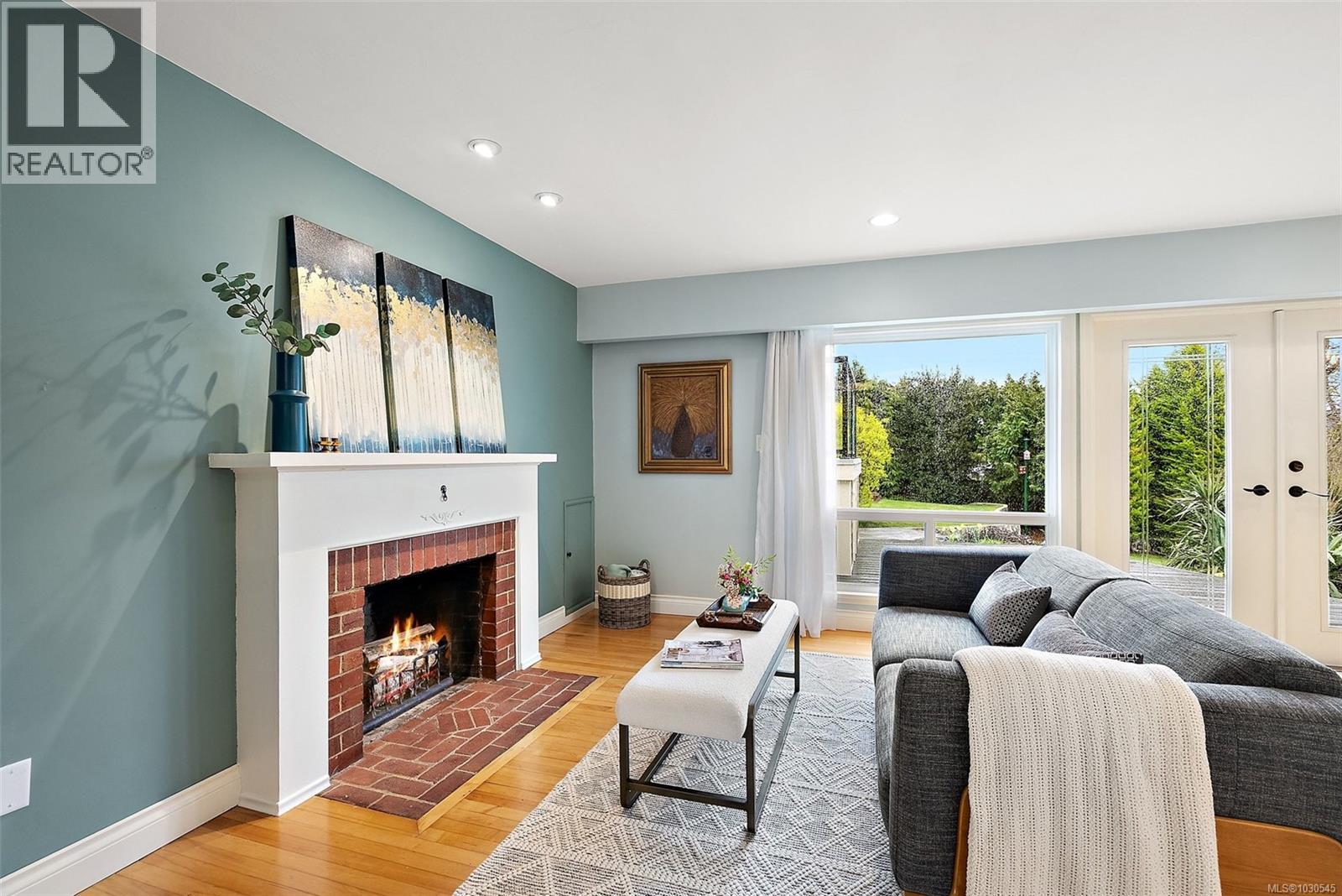 3023 Westdowne Rd, Oak Bay