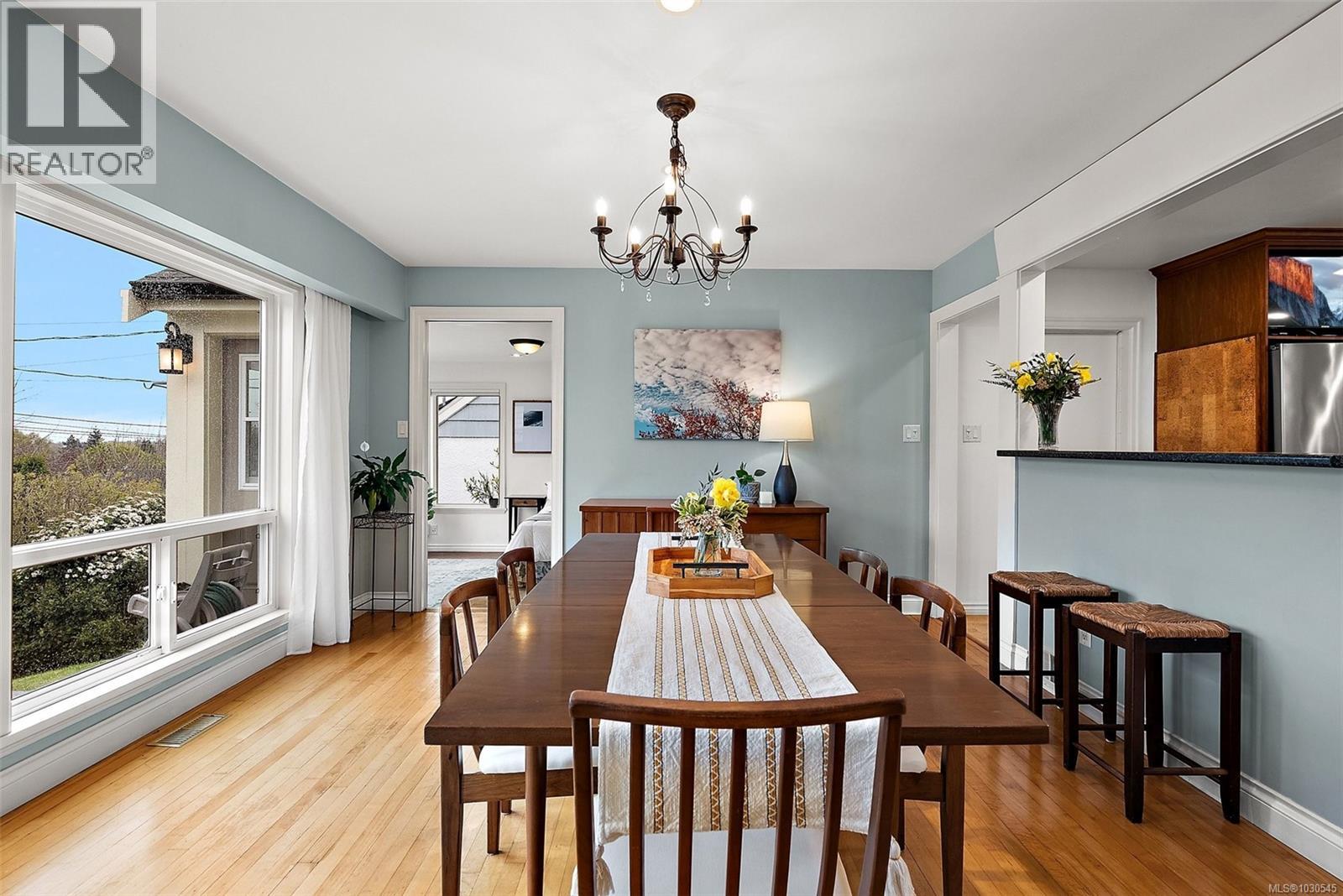 3023 Westdowne Rd, Oak Bay