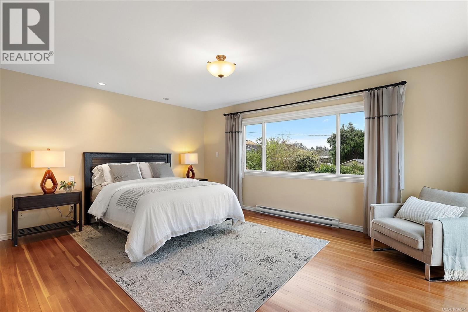 3023 Westdowne Rd, Oak Bay