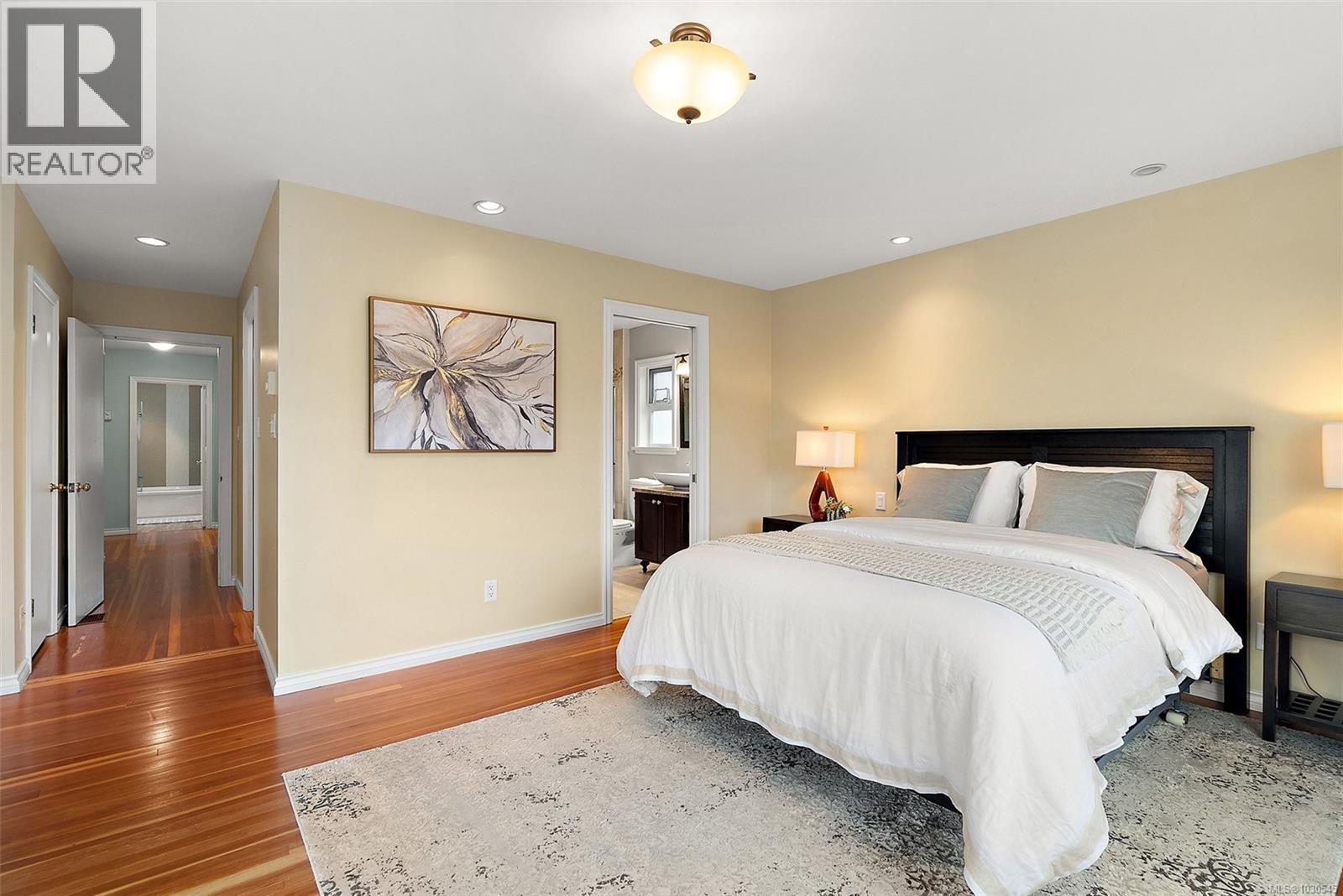 3023 Westdowne Rd, Oak Bay