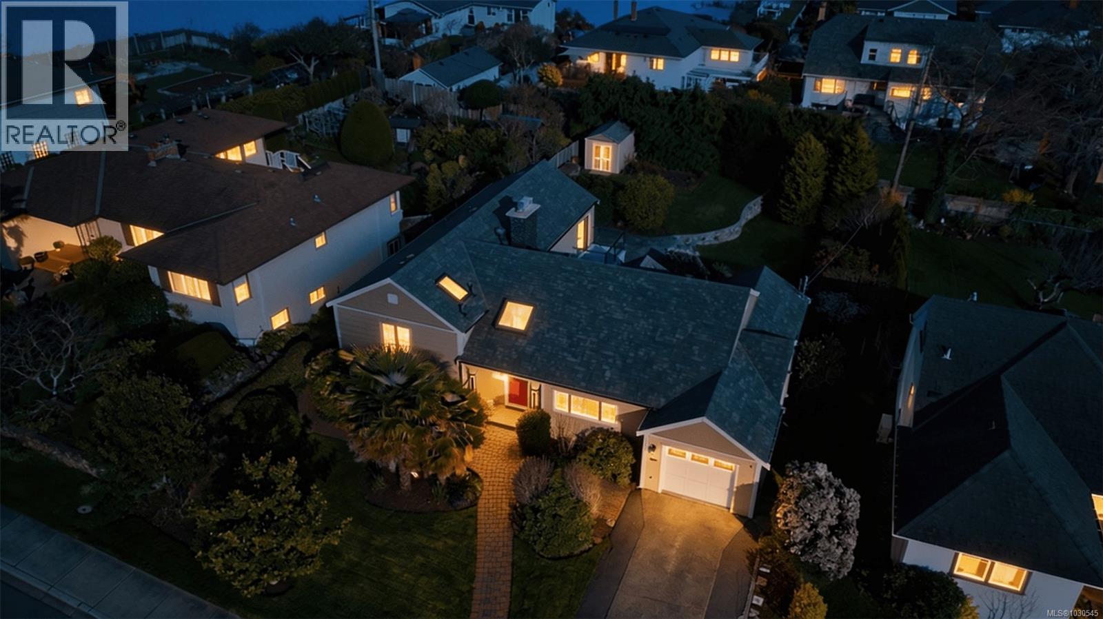 3023 Westdowne Rd, Oak Bay