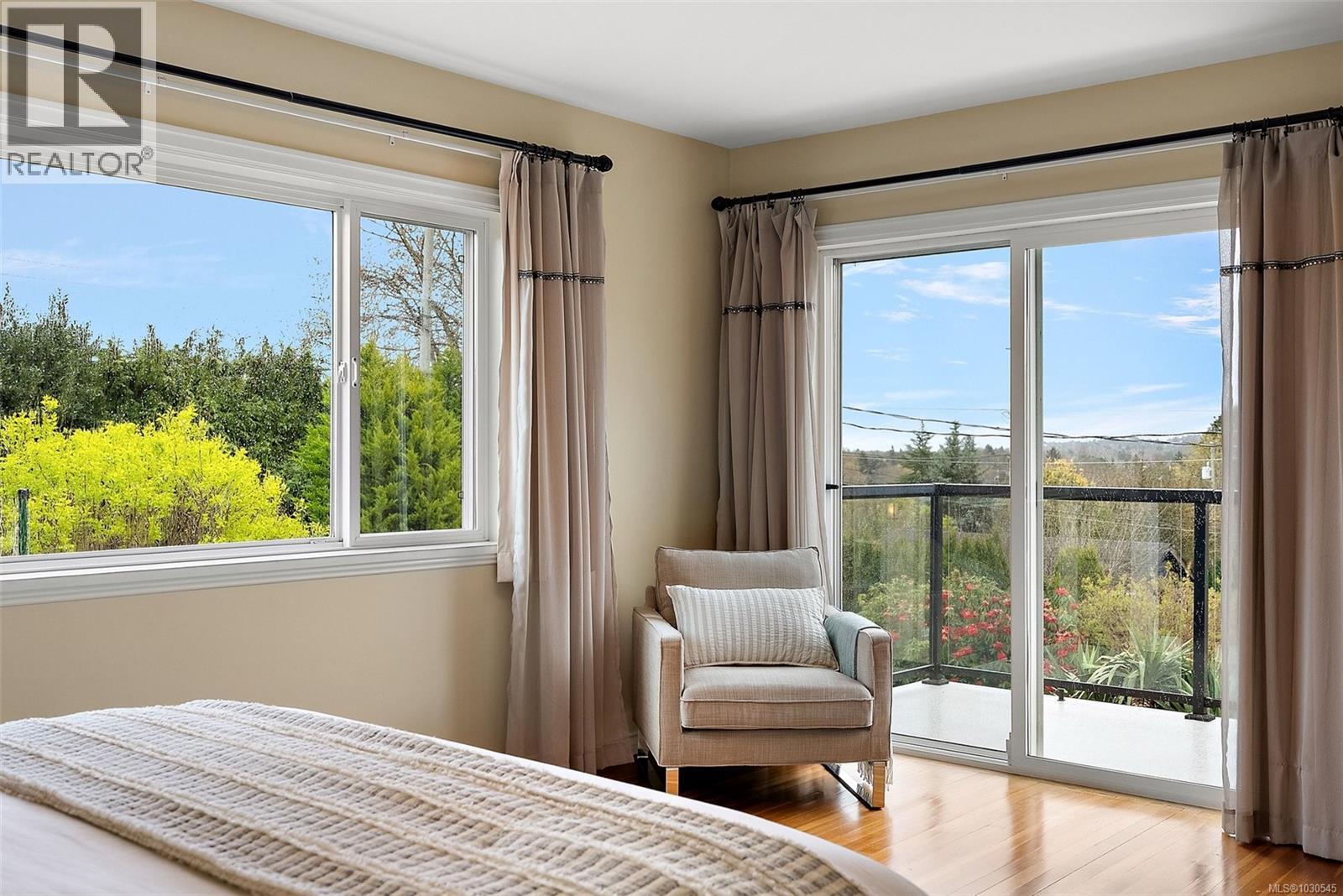 3023 Westdowne Rd, Oak Bay