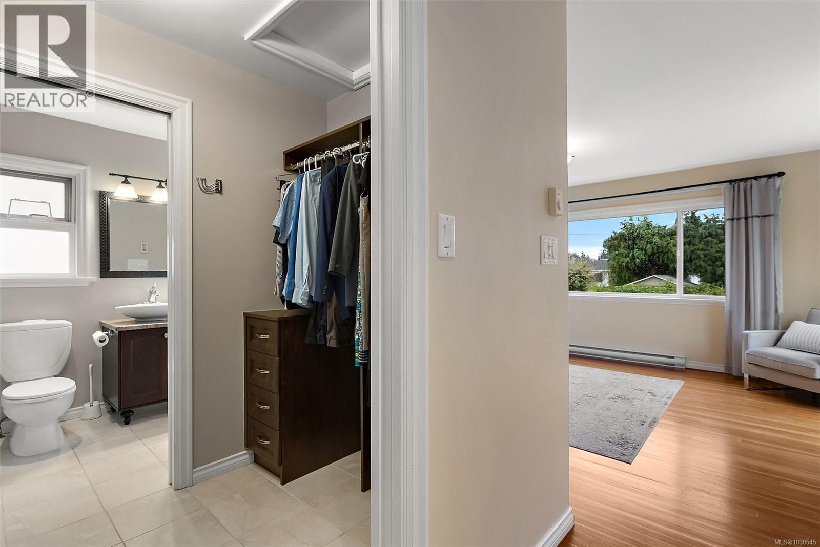 3023 Westdowne Rd, Oak Bay