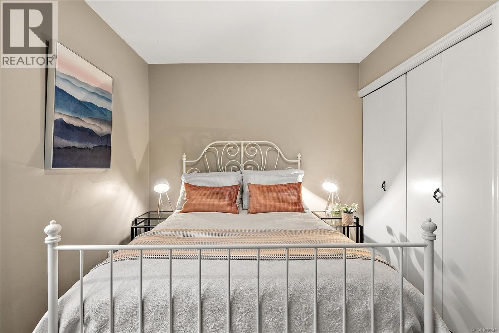 3023 Westdowne Rd, Oak Bay