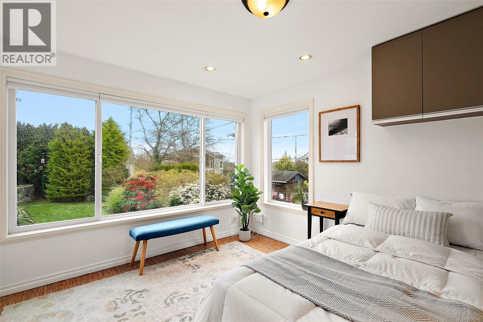 3023 Westdowne Rd, Oak Bay