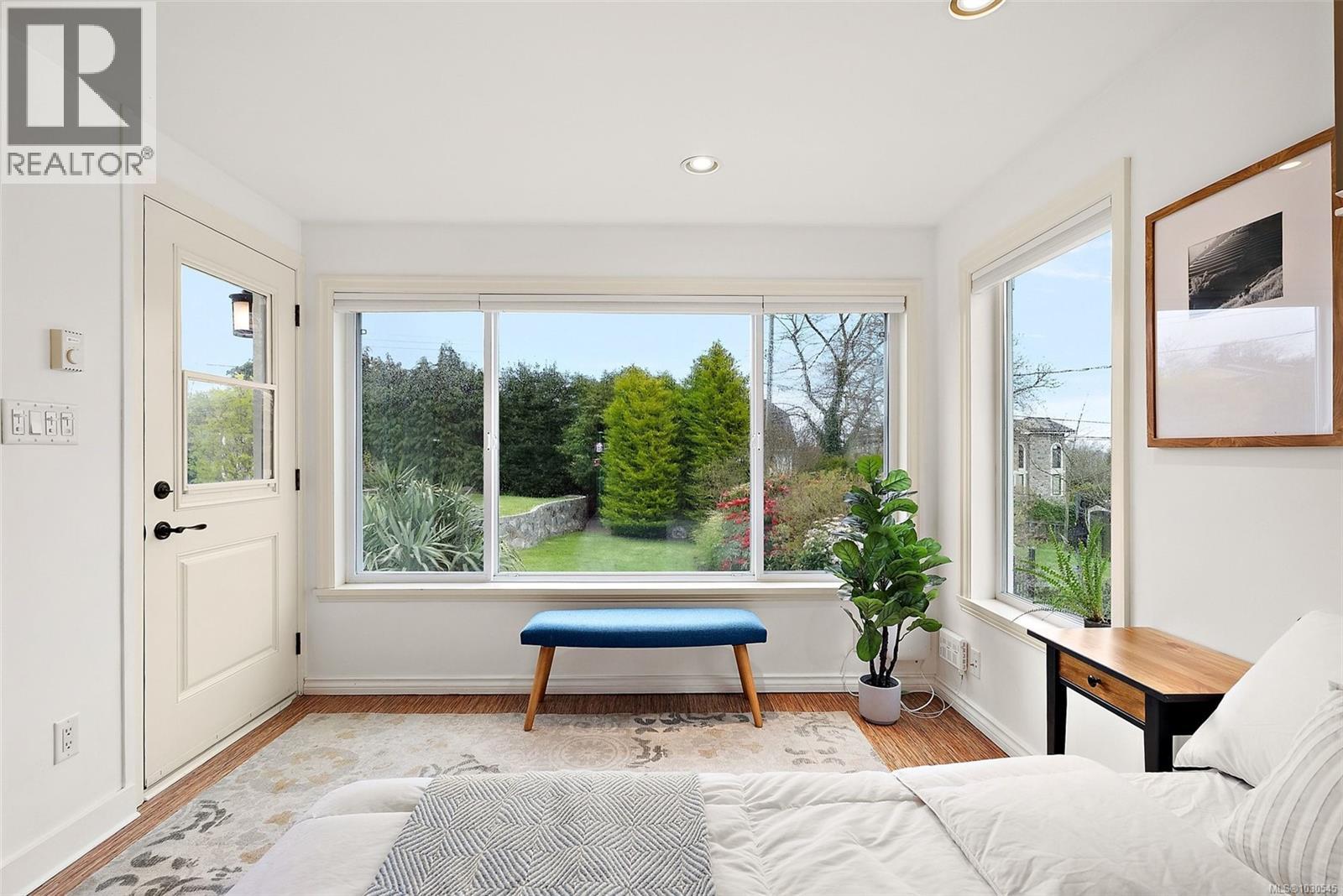 3023 Westdowne Rd, Oak Bay