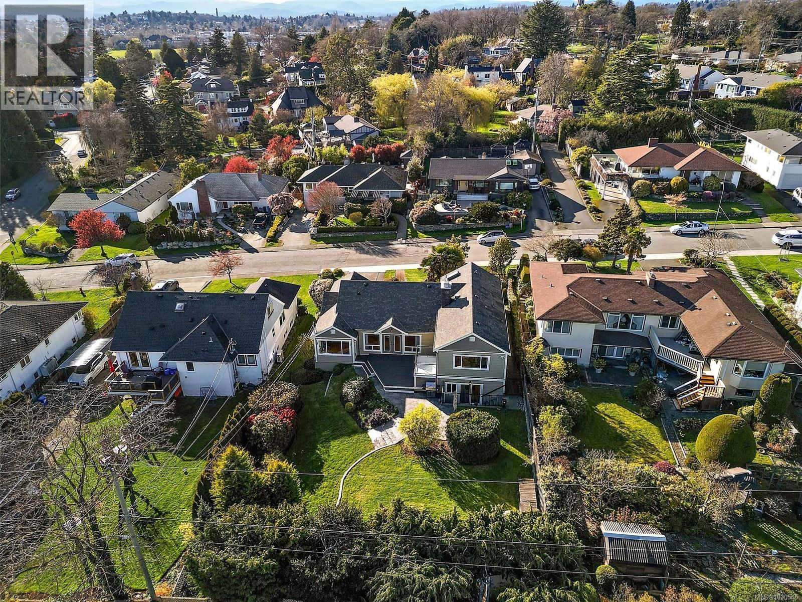 3023 Westdowne Rd, Oak Bay