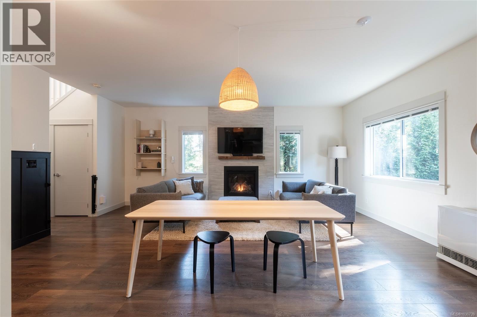  2398 Lund Road, View Royal