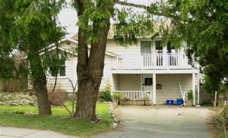 15695 THRIFT AVENUE, White Rock