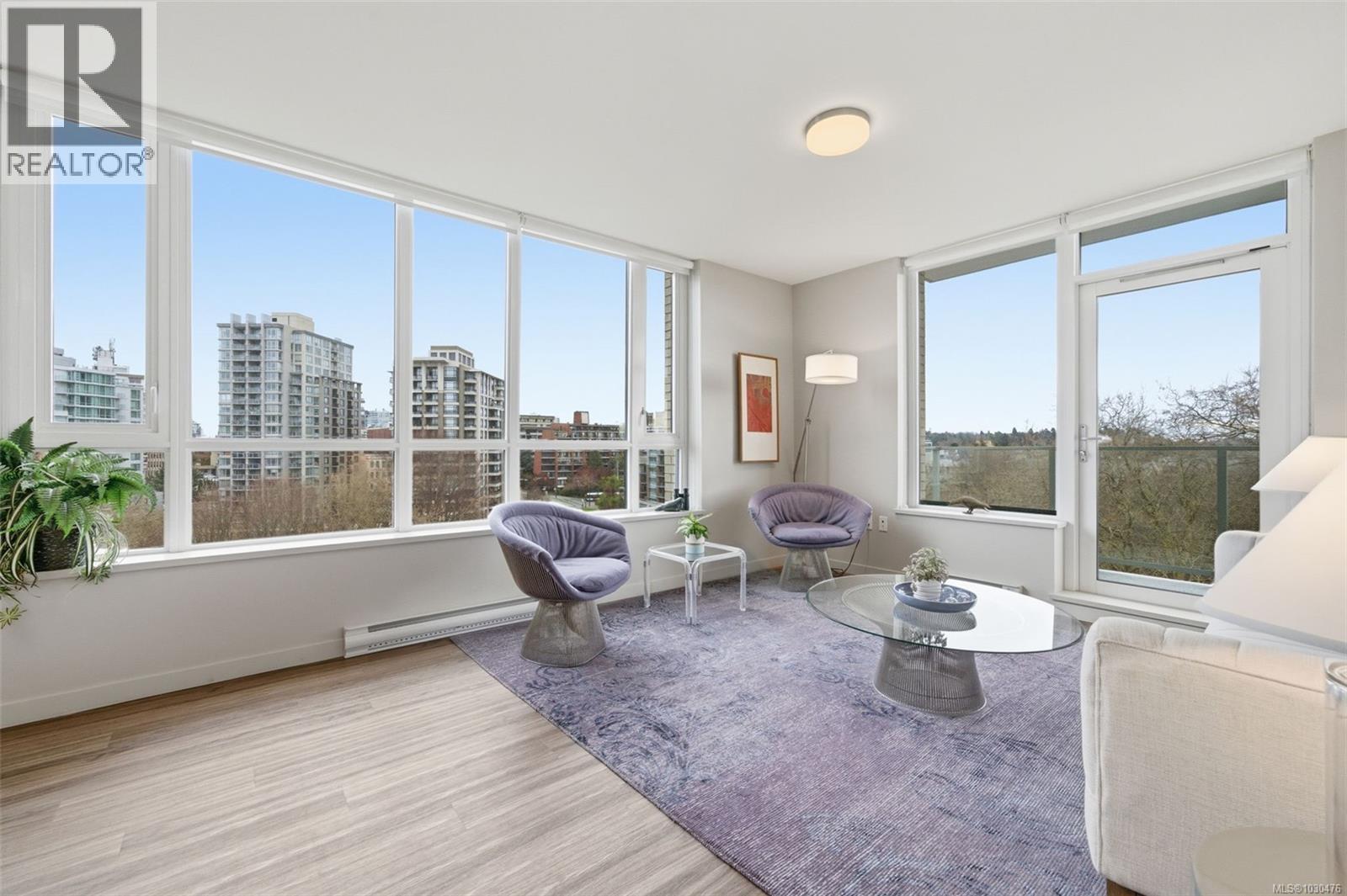 1001 777 Belleville Street, Victoria