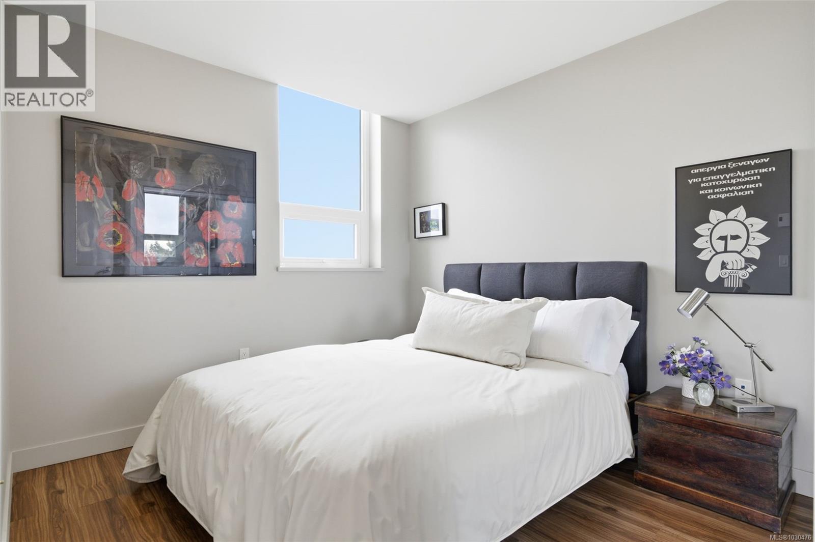 1001 777 Belleville Street, Victoria