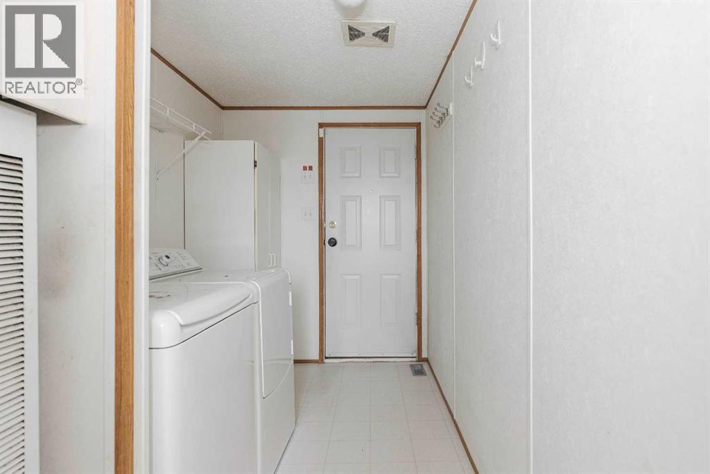 100 Palomino Close, Fort McMurray