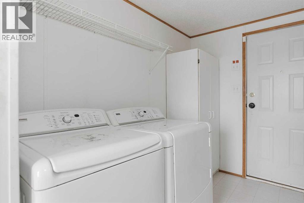 100 Palomino Close, Fort McMurray