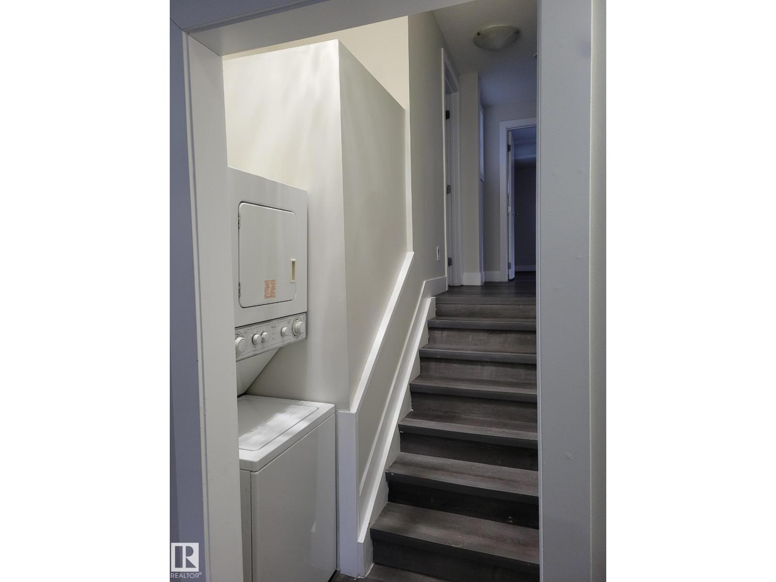 9131 83 AV NW - 9