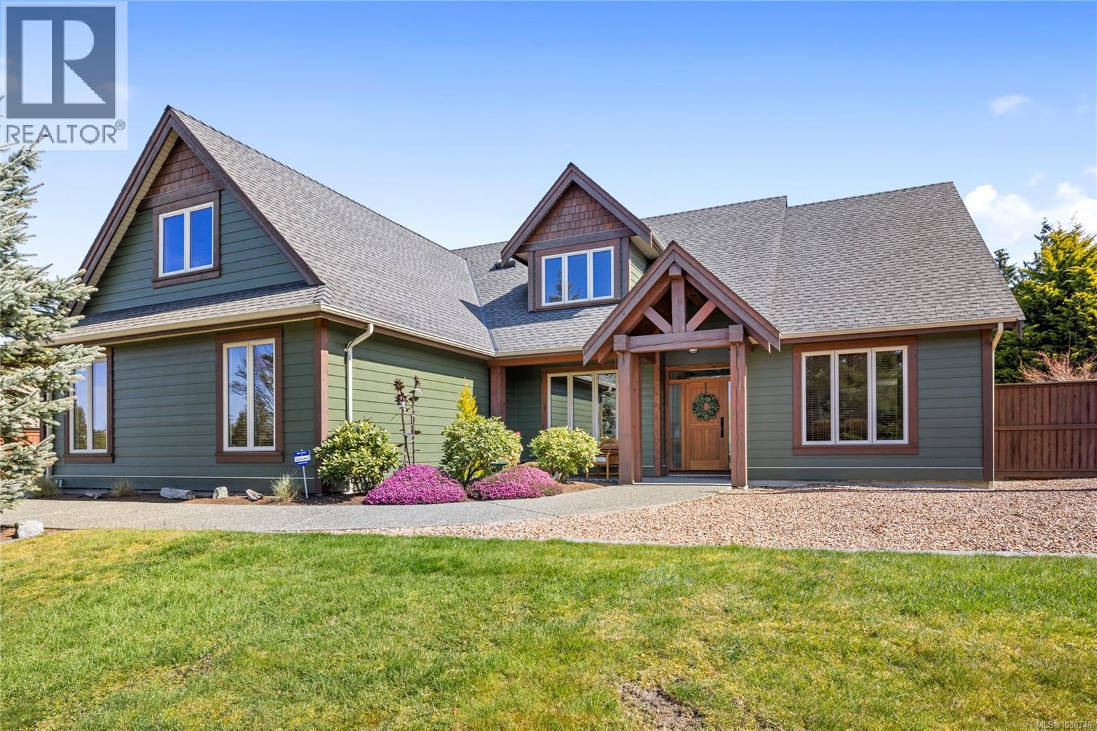 1520 Stone Lake Dr, Nanoose Bay