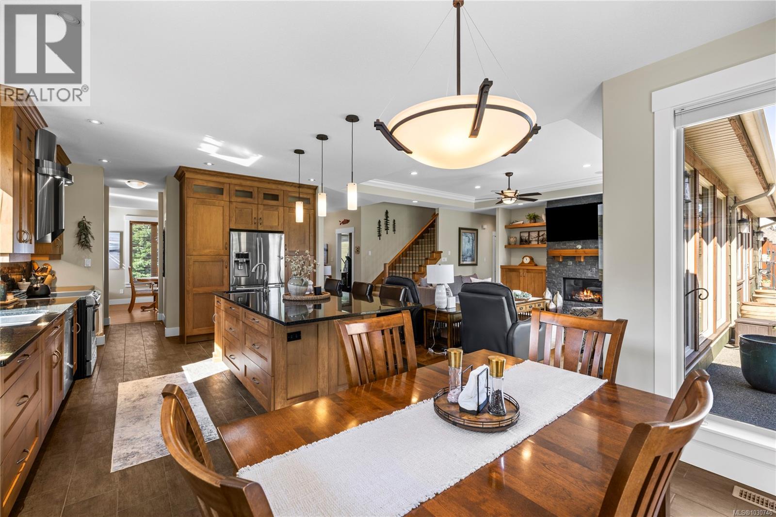 1520 Stone Lake Dr, Nanoose Bay