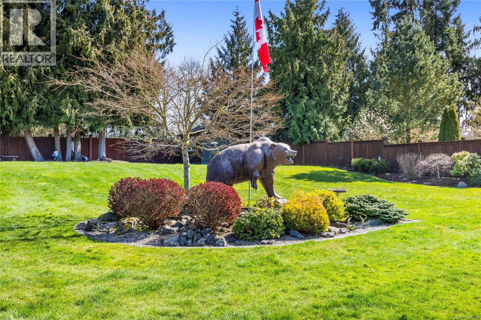1520 Stone Lake Dr, Nanoose Bay