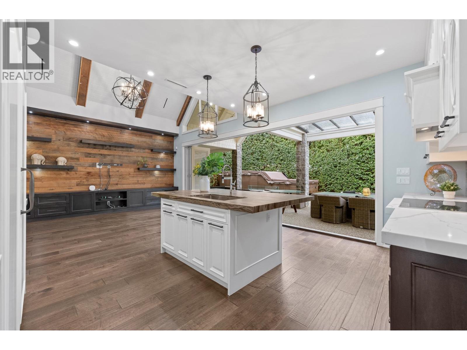 10395 WHISTLER Place, Richmond