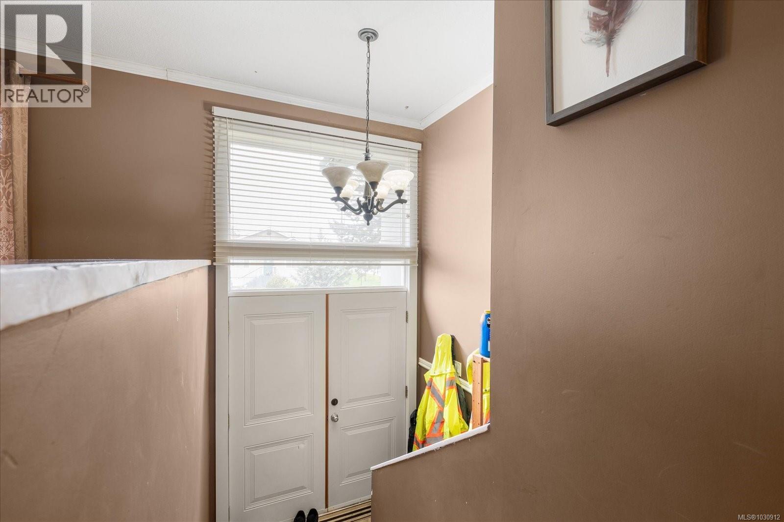 456 Hirst Ave, Parksville