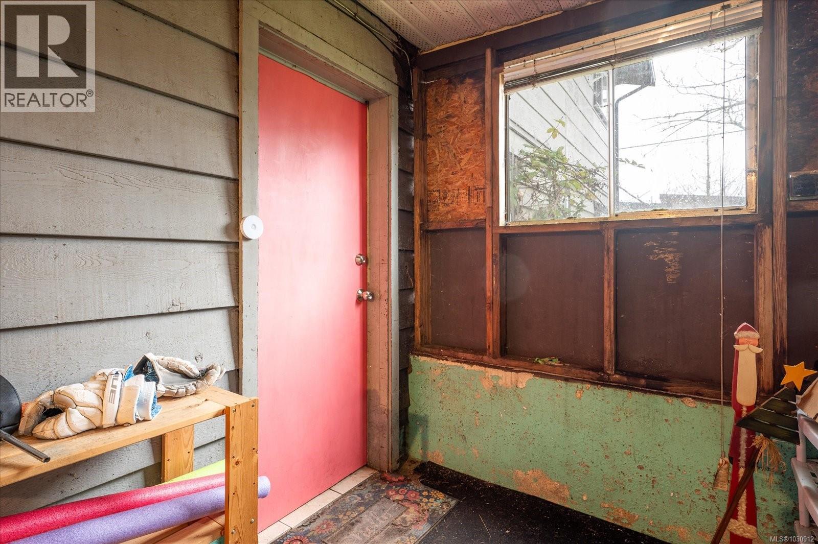 456 Hirst Ave, Parksville