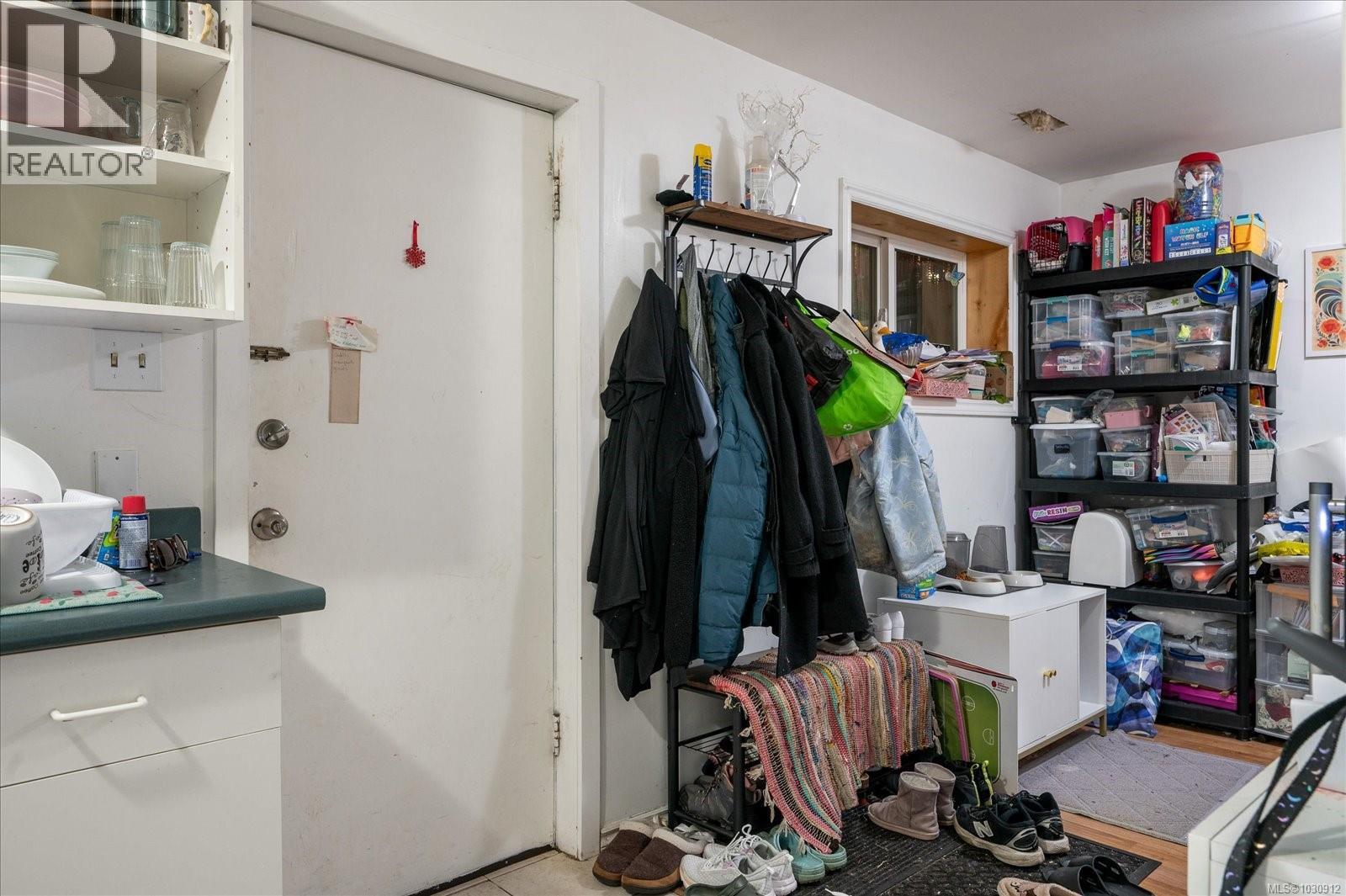 456 Hirst Ave, Parksville