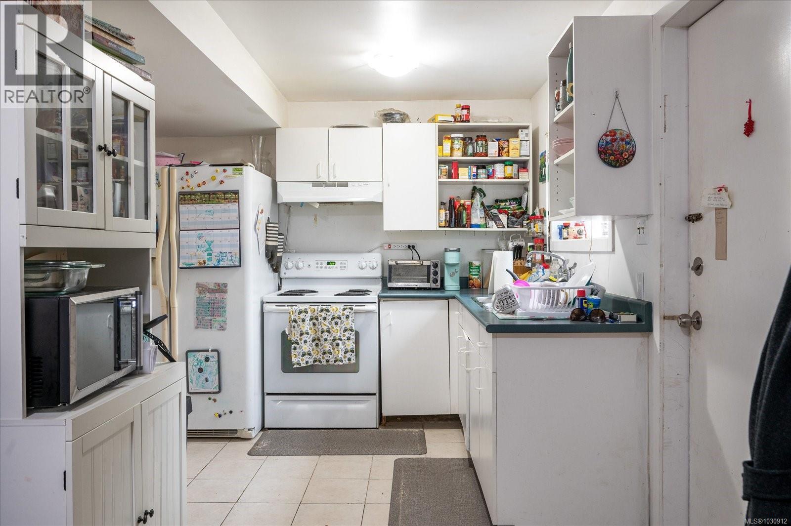 456 Hirst Ave, Parksville