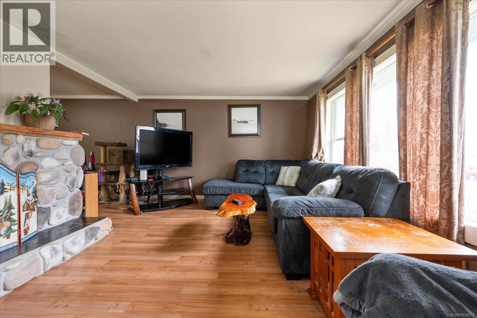 456 Hirst Ave, Parksville