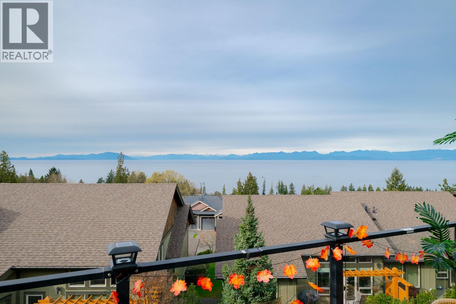 5364 Laguna Way - main photo