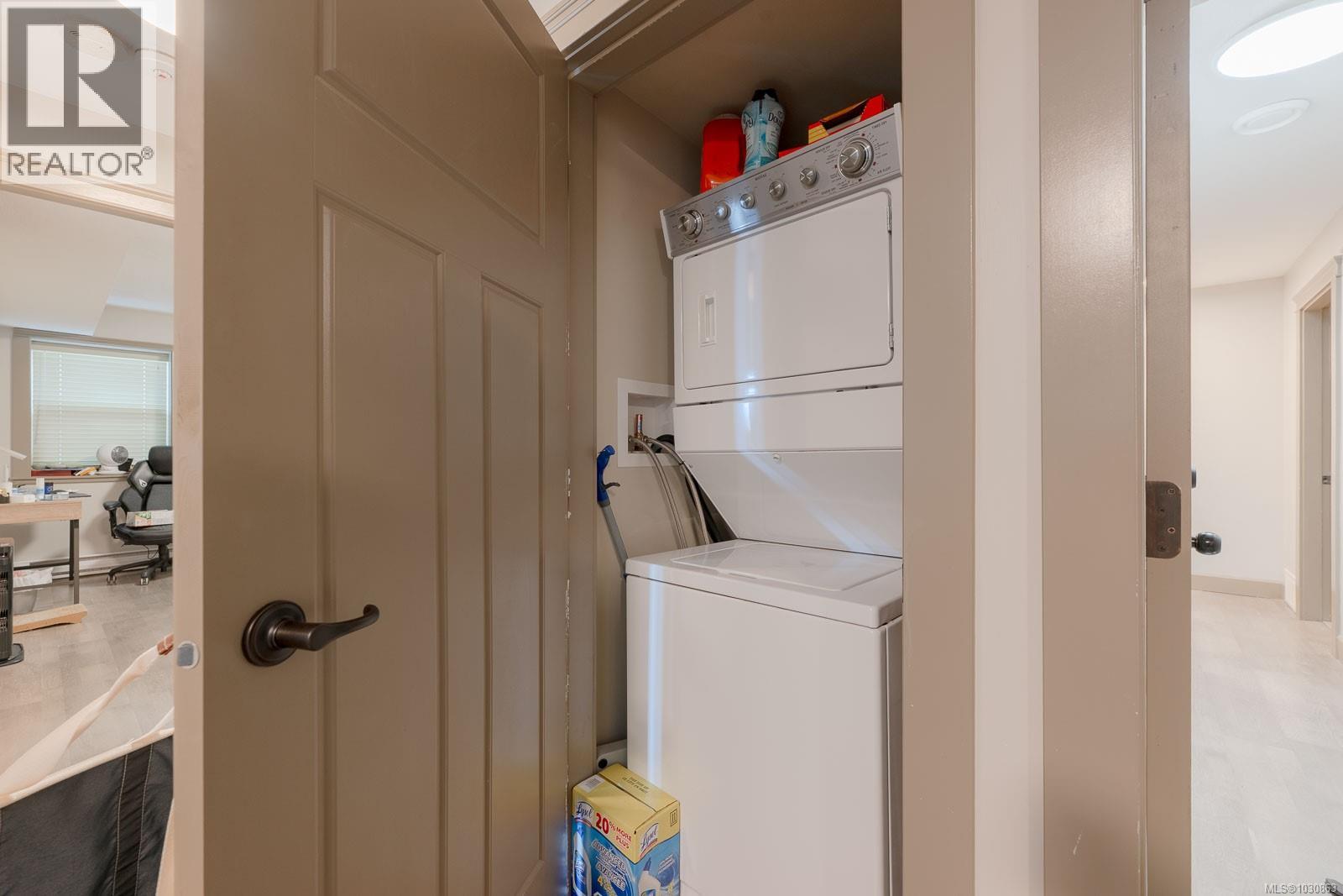 5364 LAGUNA WAY - 37